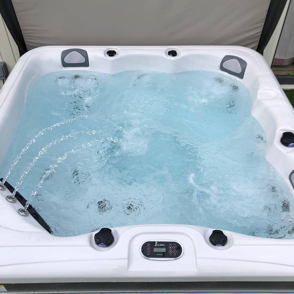 Colada 5 Seater 28 Jets 13A/32A Hot Tub