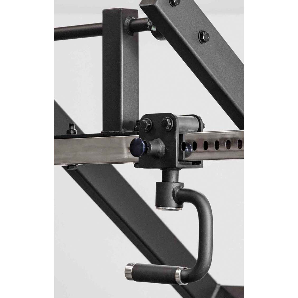 Primal Pro Series Front Facing Lat Pulldown