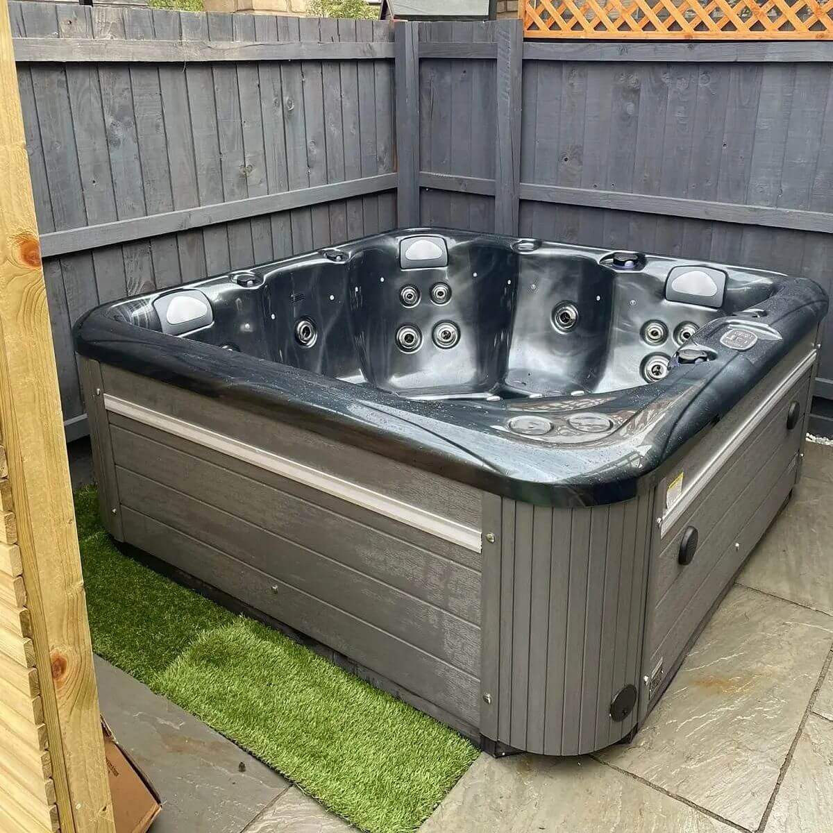 Colada 5 Seater 28 Jets 13A/32A Hot Tub