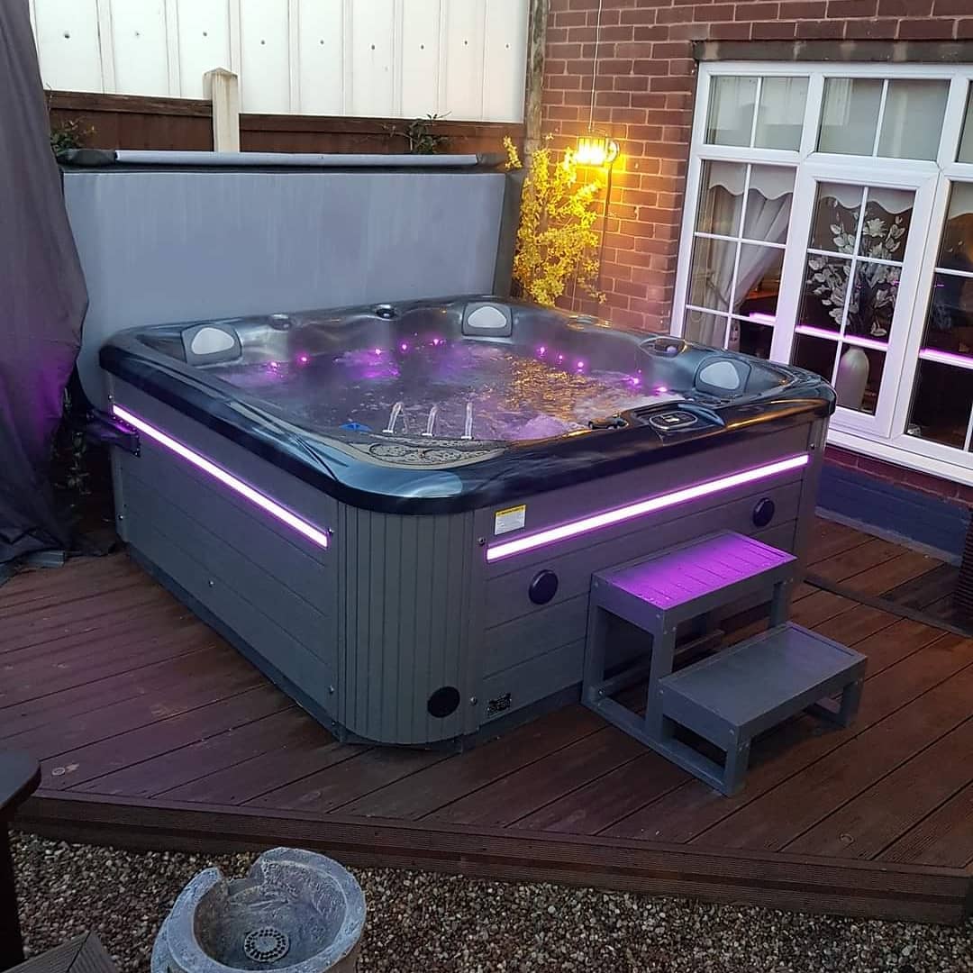 Colada 5 Seater 28 Jets 13A/32A Hot Tub