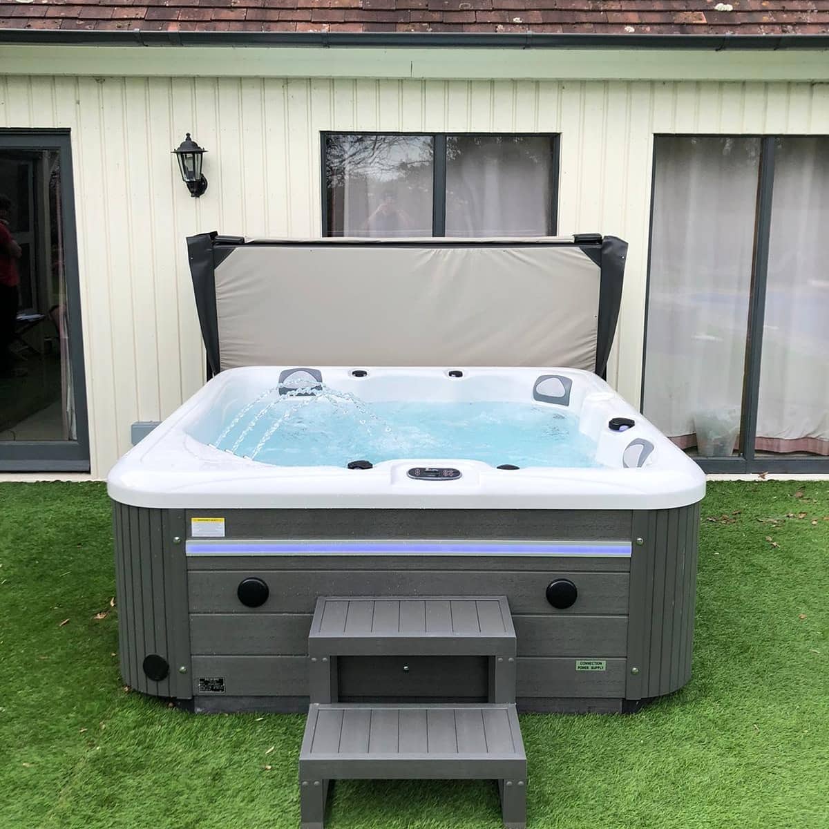 Colada 5 Seater 28 Jets 13A/32A Hot Tub