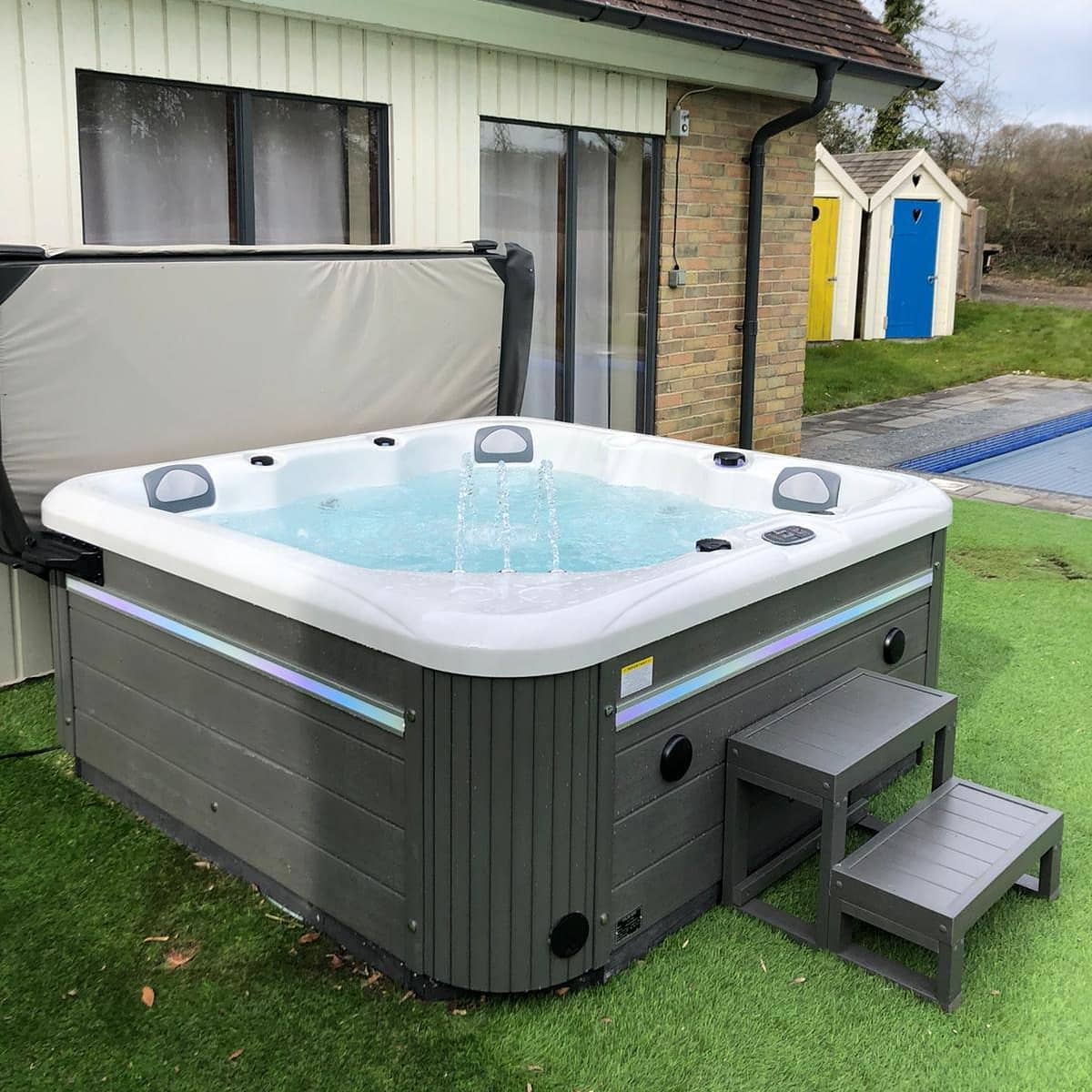 Colada 5 Seater 28 Jets 13A/32A Hot Tub
