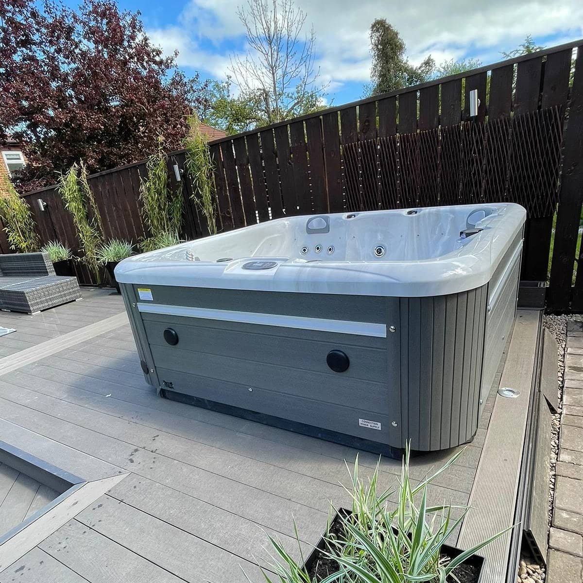 Colada 5 Seater 28 Jets 13A/32A Hot Tub