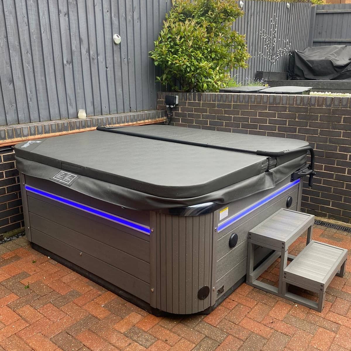Colada 5 Seater 28 Jets 13A/32A Hot Tub