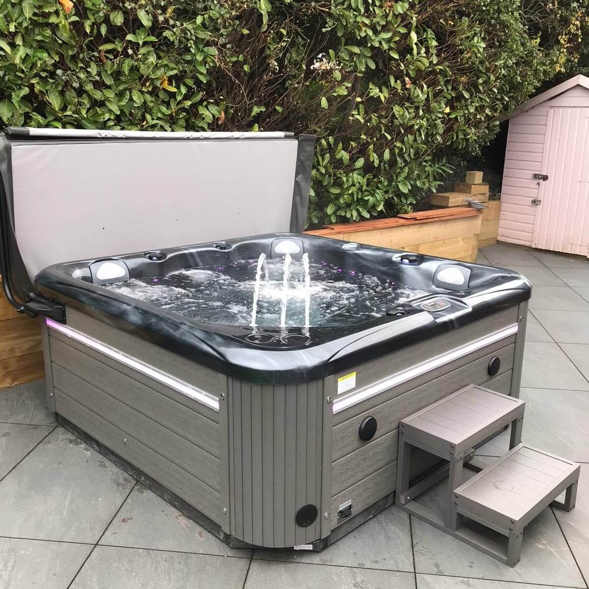 Colada 5 Seater 28 Jets 13A/32A Hot Tub