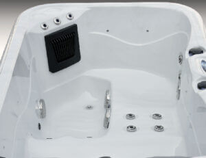 Dual Lounger + 3 Seater Hot Tub