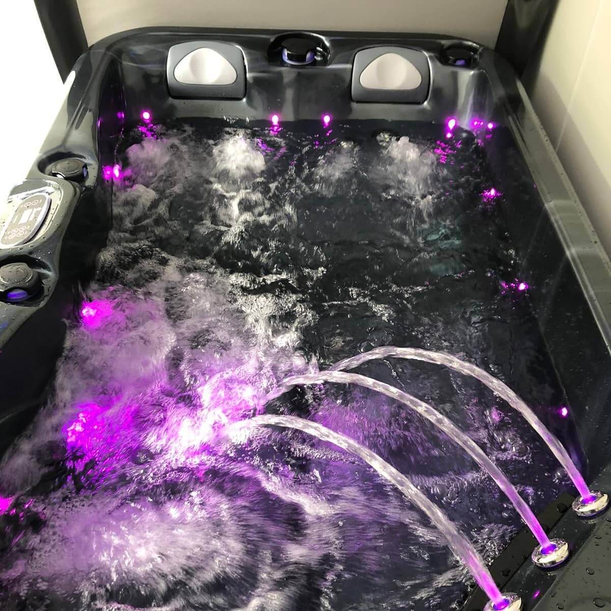 Dual Lounger + 3 Seater Hot Tub