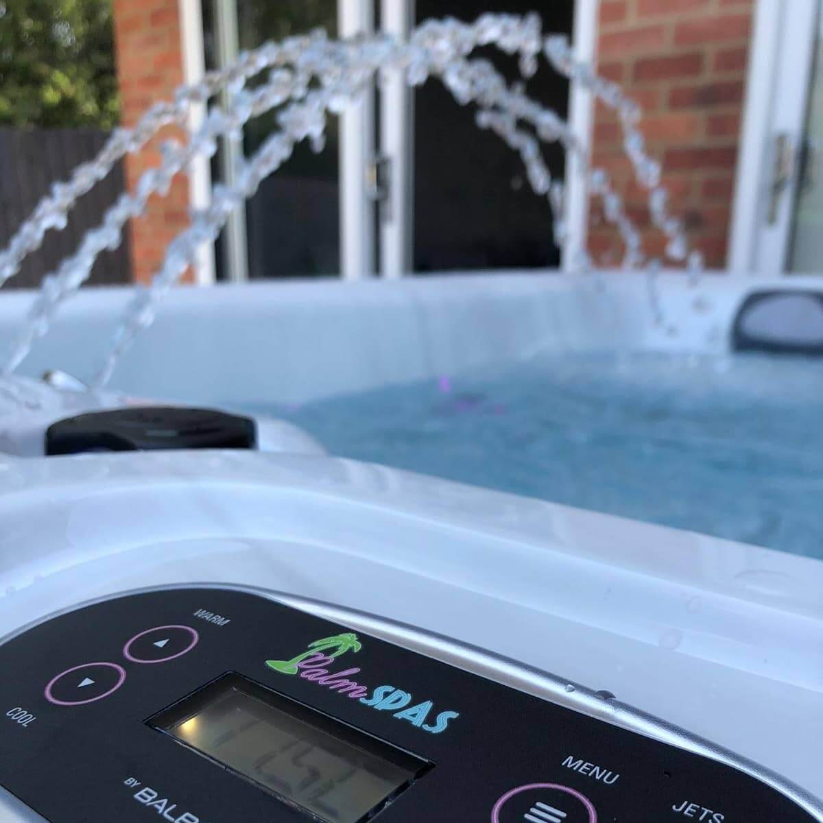 Spritz+ 6 Seater Hot Tub