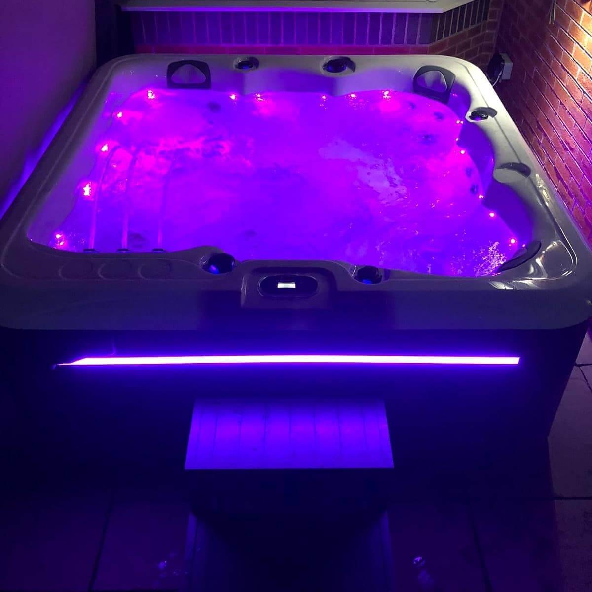Spritz+ 6 Seater Hot Tub