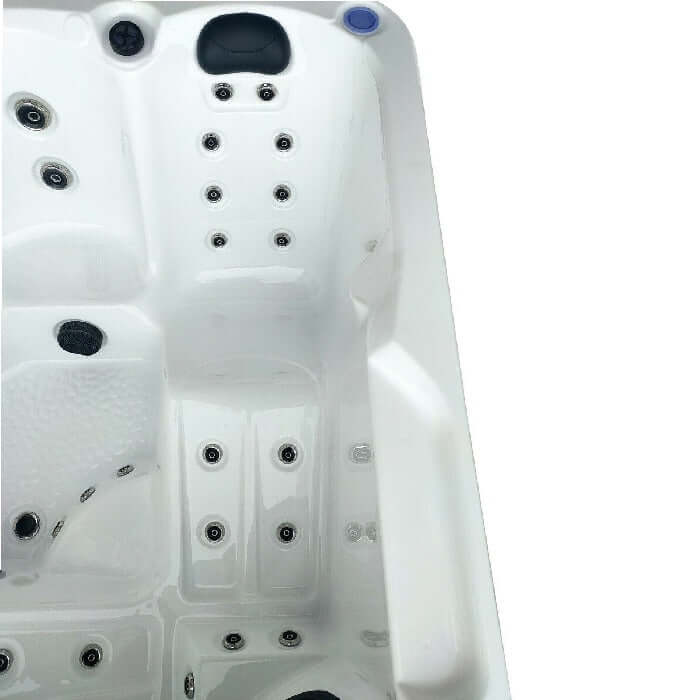 Trident 5 Seater 13 Amp Plug and Play Hot Tub