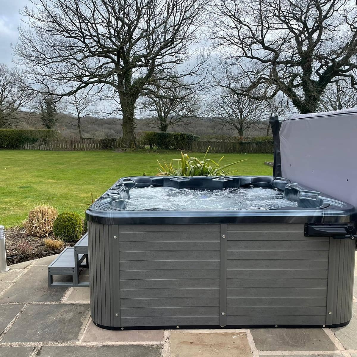 Tropic 7 Seater Hot Tub