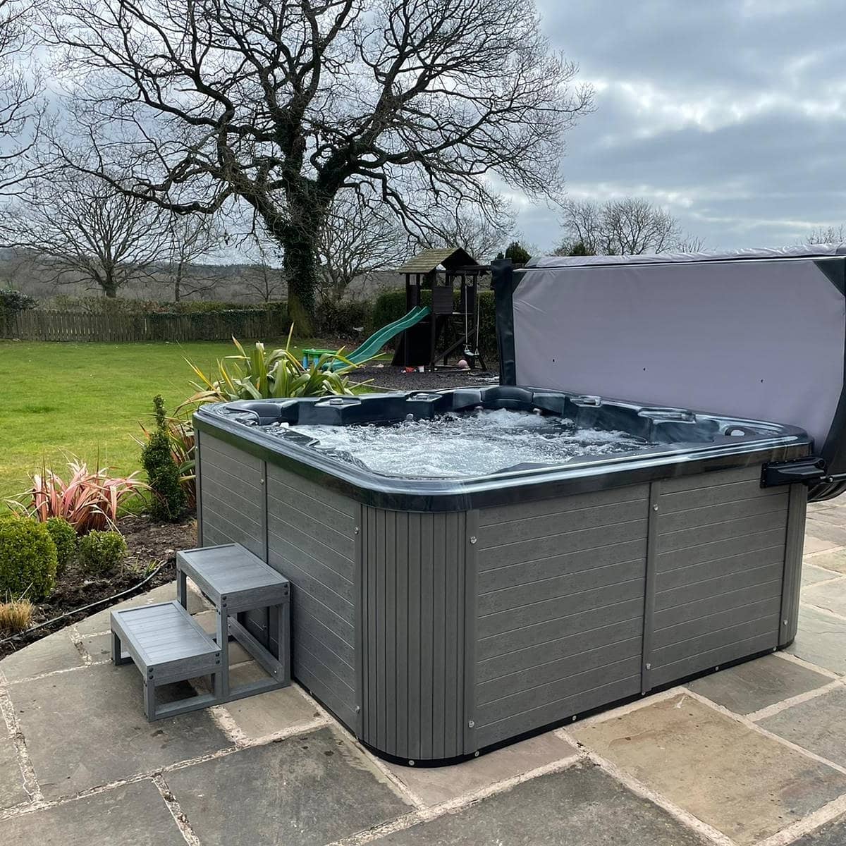 Tropic 7 Seater Hot Tub