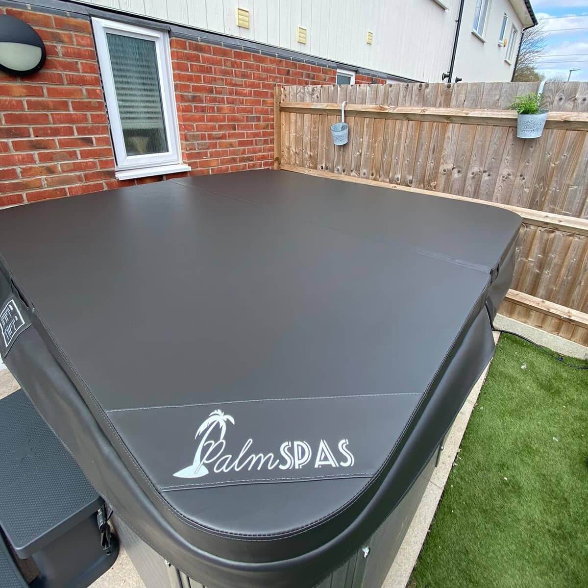 Tropic 7 Seater Hot Tub