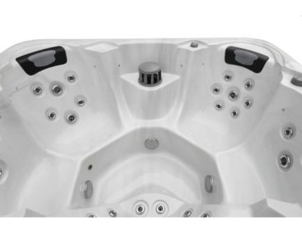 Tropic 7 Seater Hot Tub