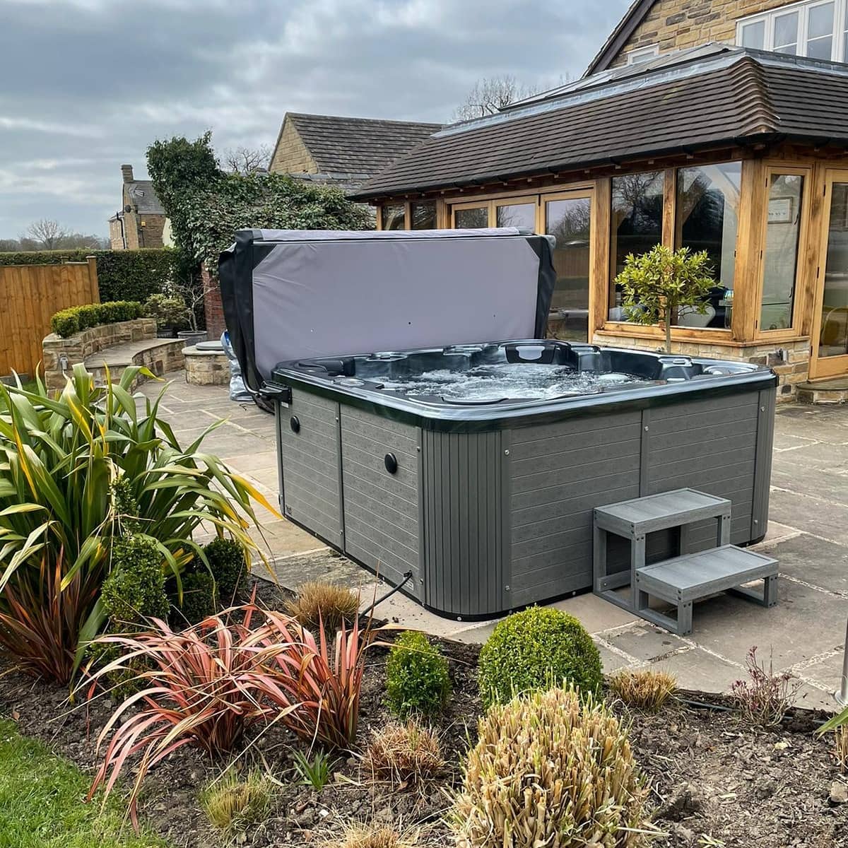 Tropic 7 Seater Hot Tub